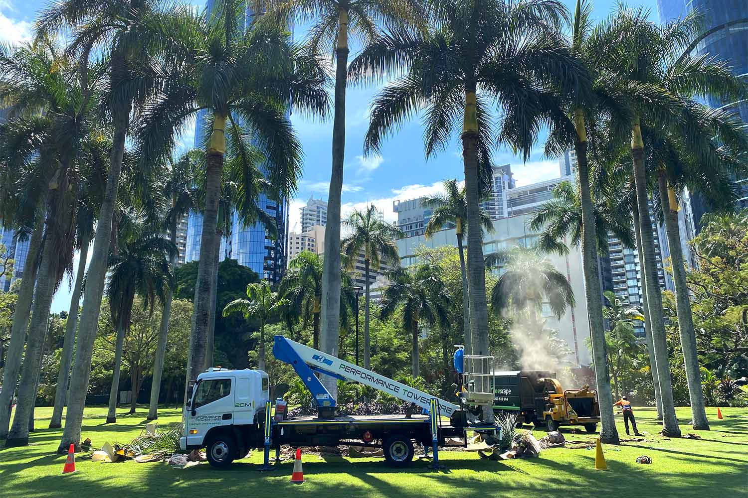 Brisbane-EWP-arbor-industry brisbane arbor ewp hire