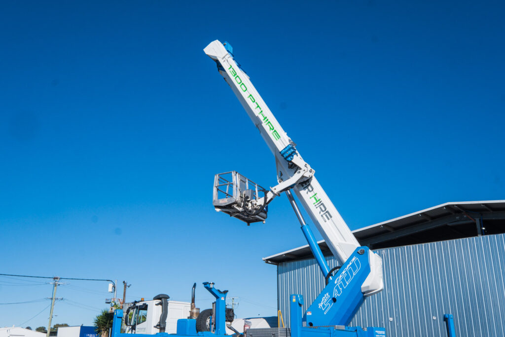 cherry picker hire cost
