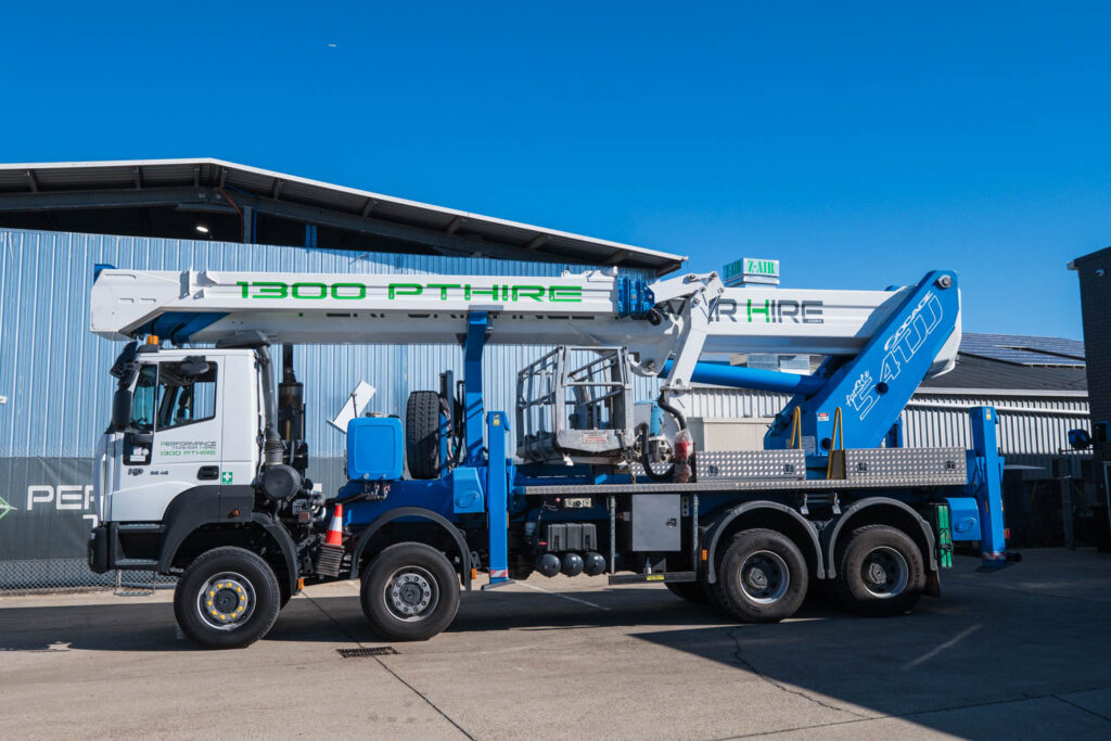 ewp truck for hire brisbane