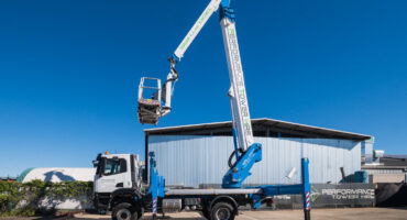 cherry picker reach