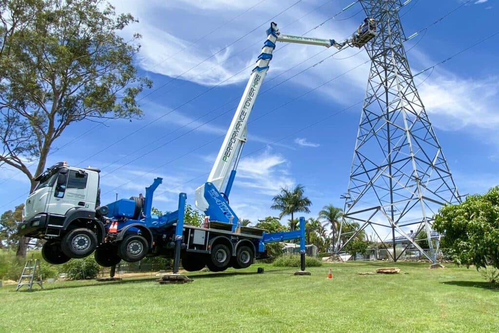 ewp hire brisbane pth 542