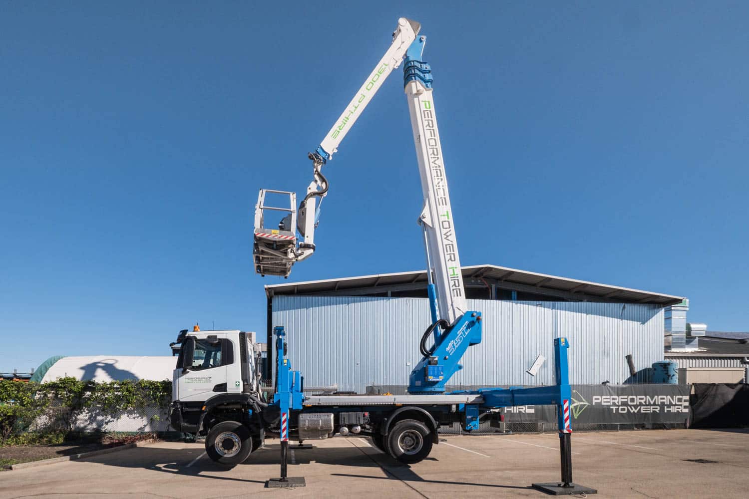 Socage cherry picker hire a cherry picker in brisbane